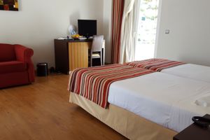 Raga Hotel