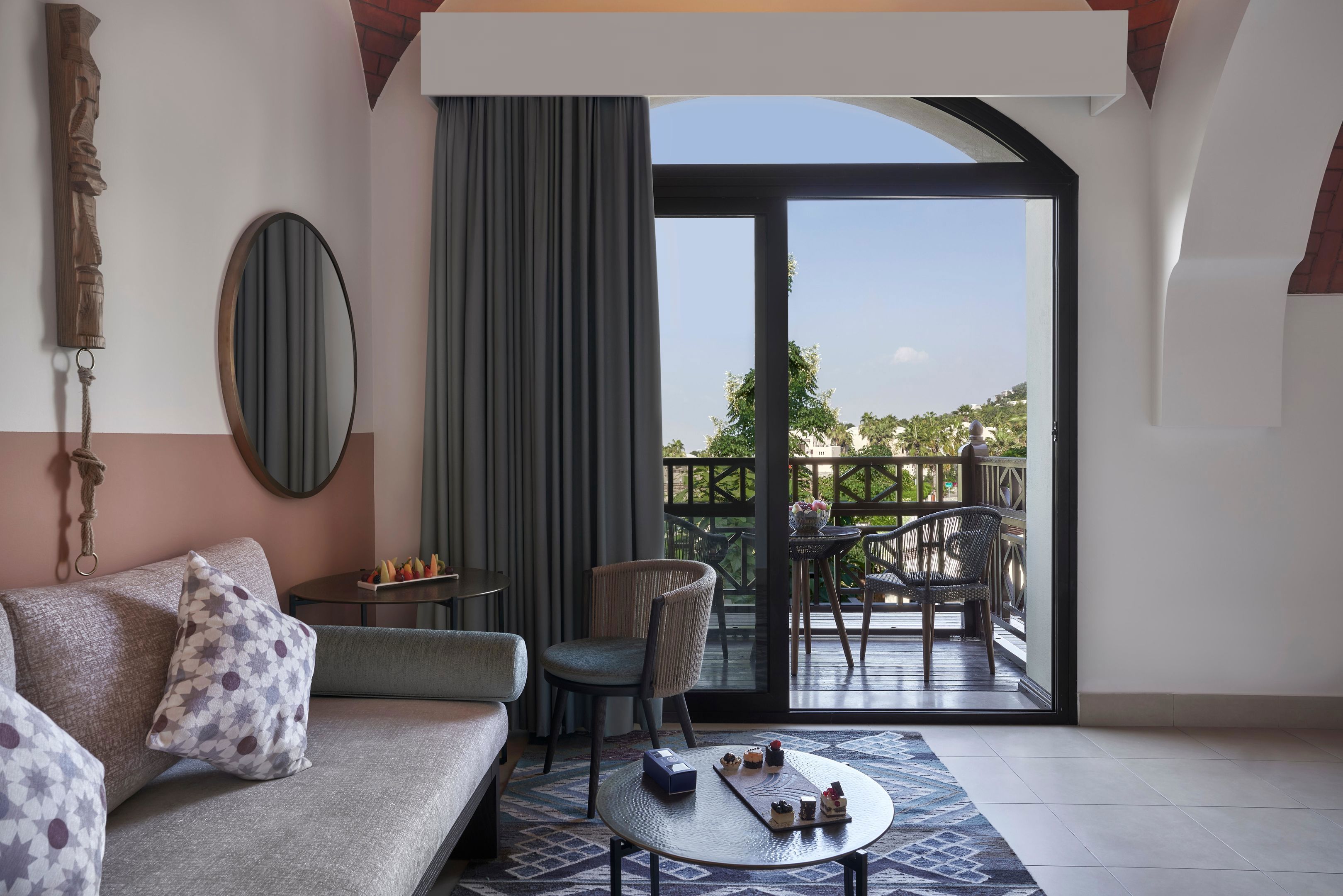 Cove Rotana