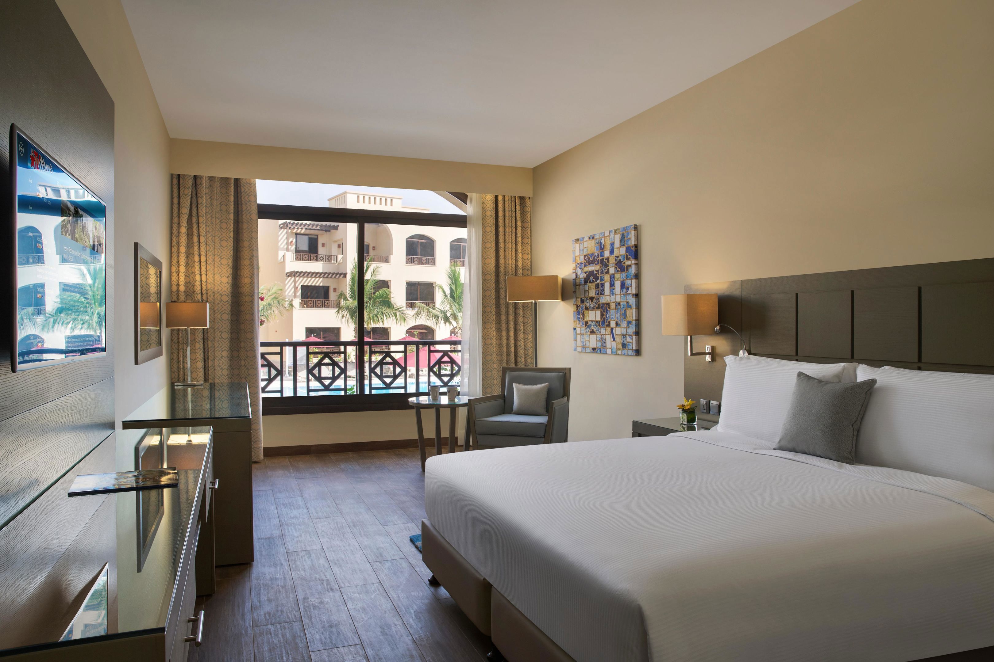 Cove Rotana