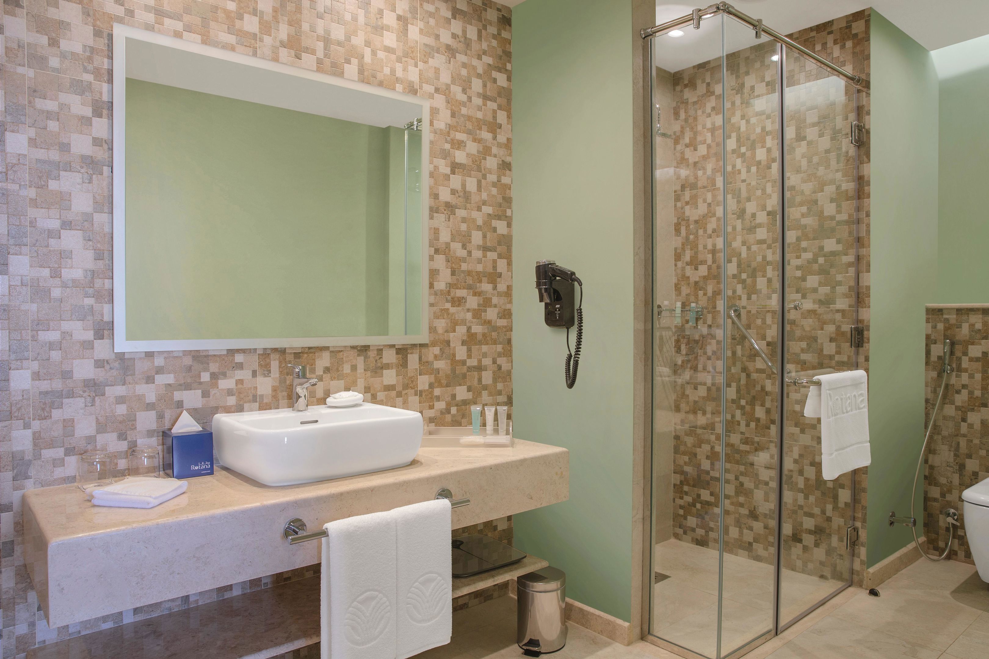 Cove Rotana