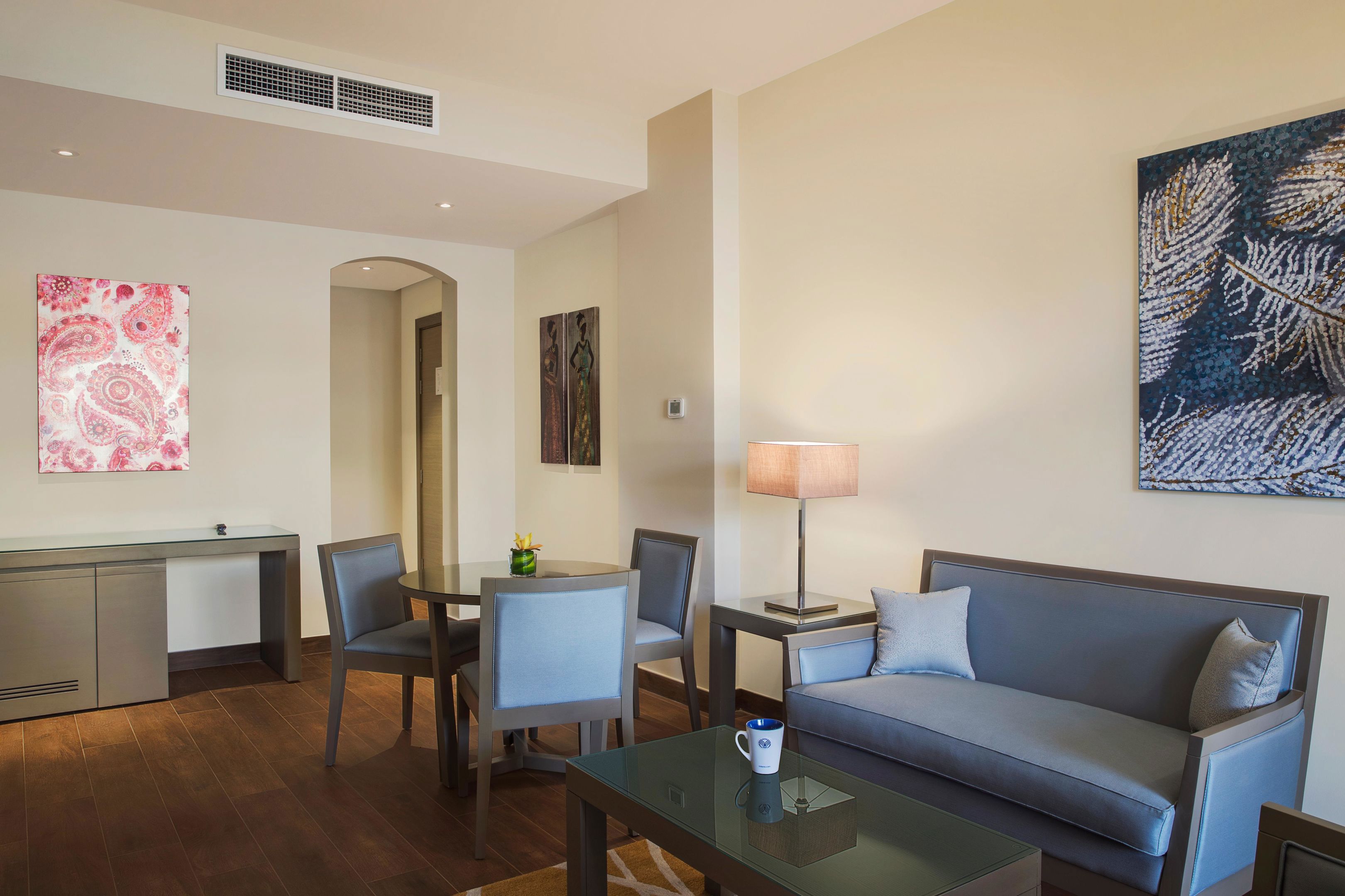Cove Rotana