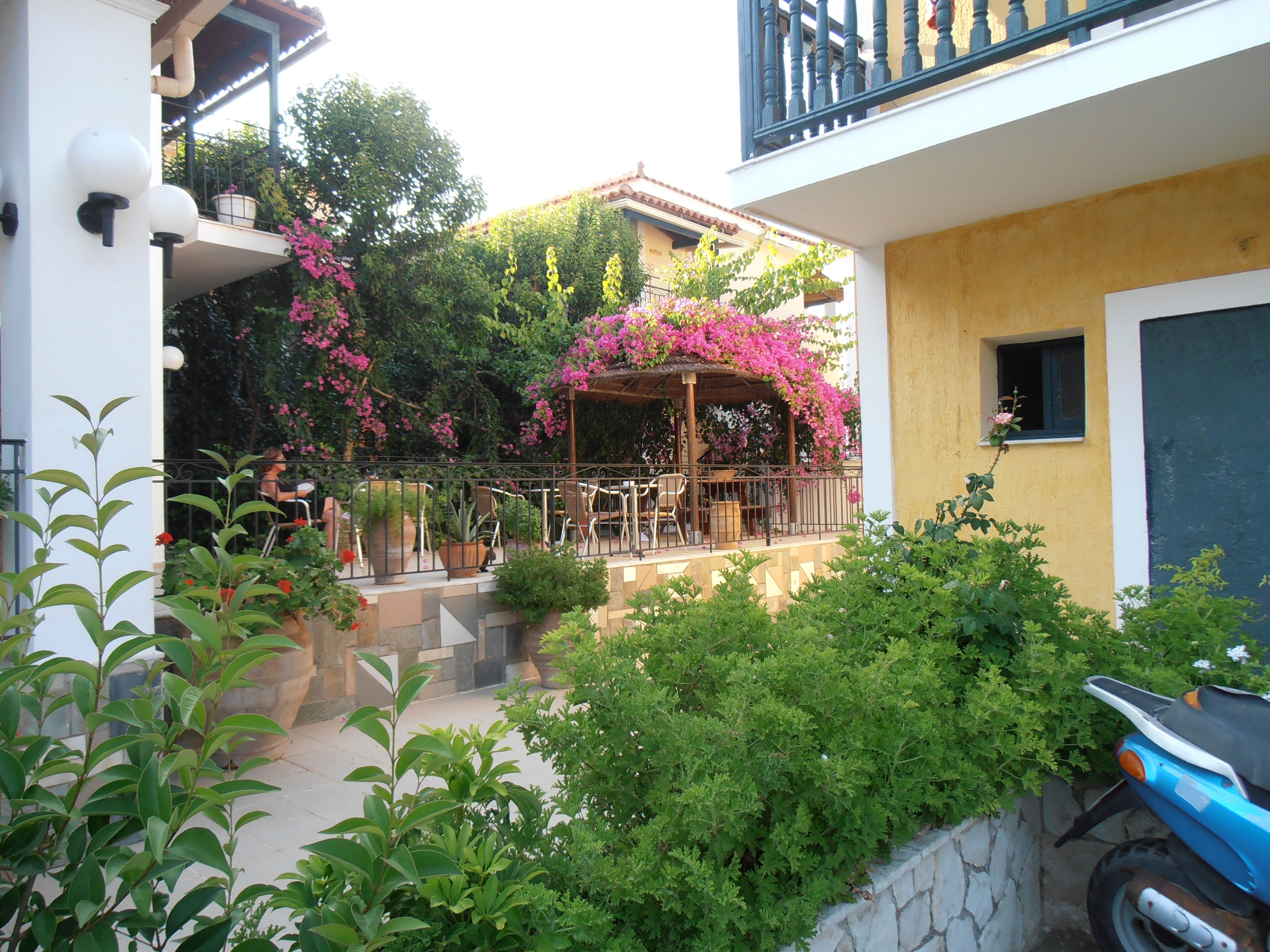 Krinas Hotel