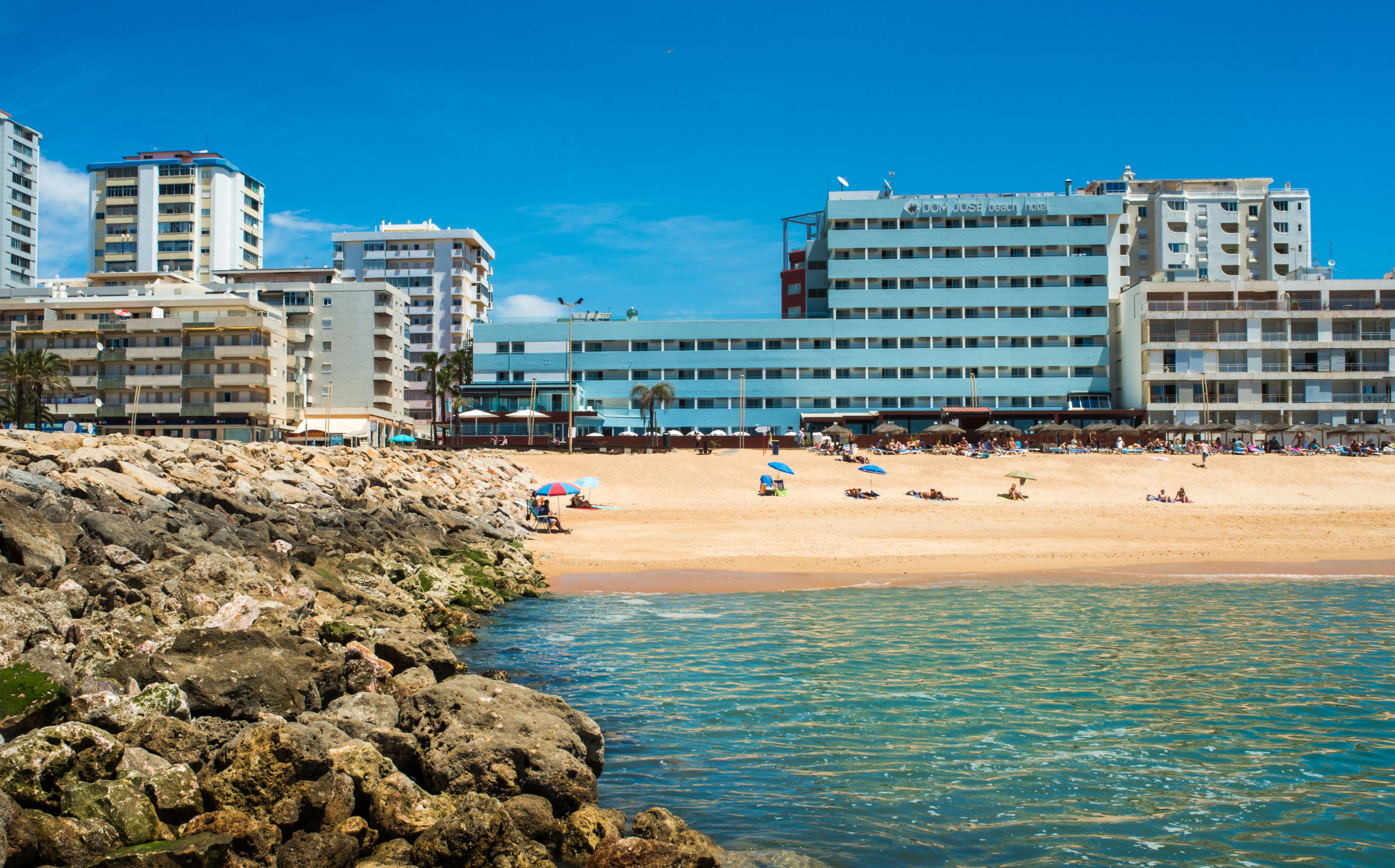 Dom Jose Beach Hotel