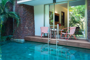 Woonvoorbeeld Deluxe kamer met zwembad toegang