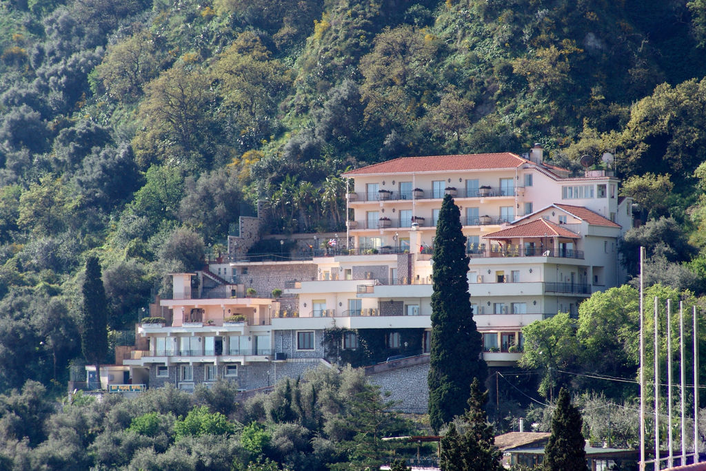 Bay Palace Hotel