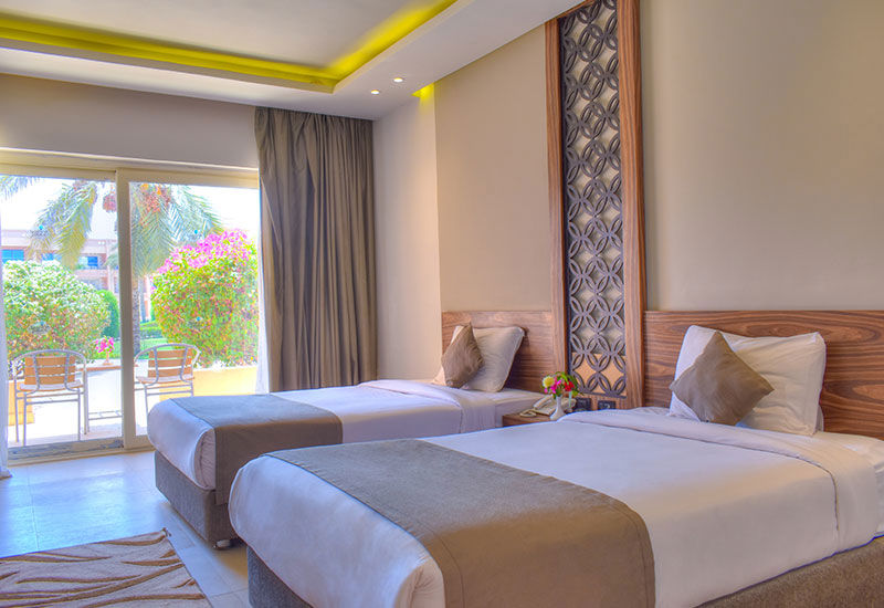 Jasmine Palace Resort & Spa