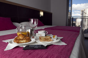 Flash Hotel