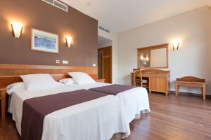 Helios Hotel