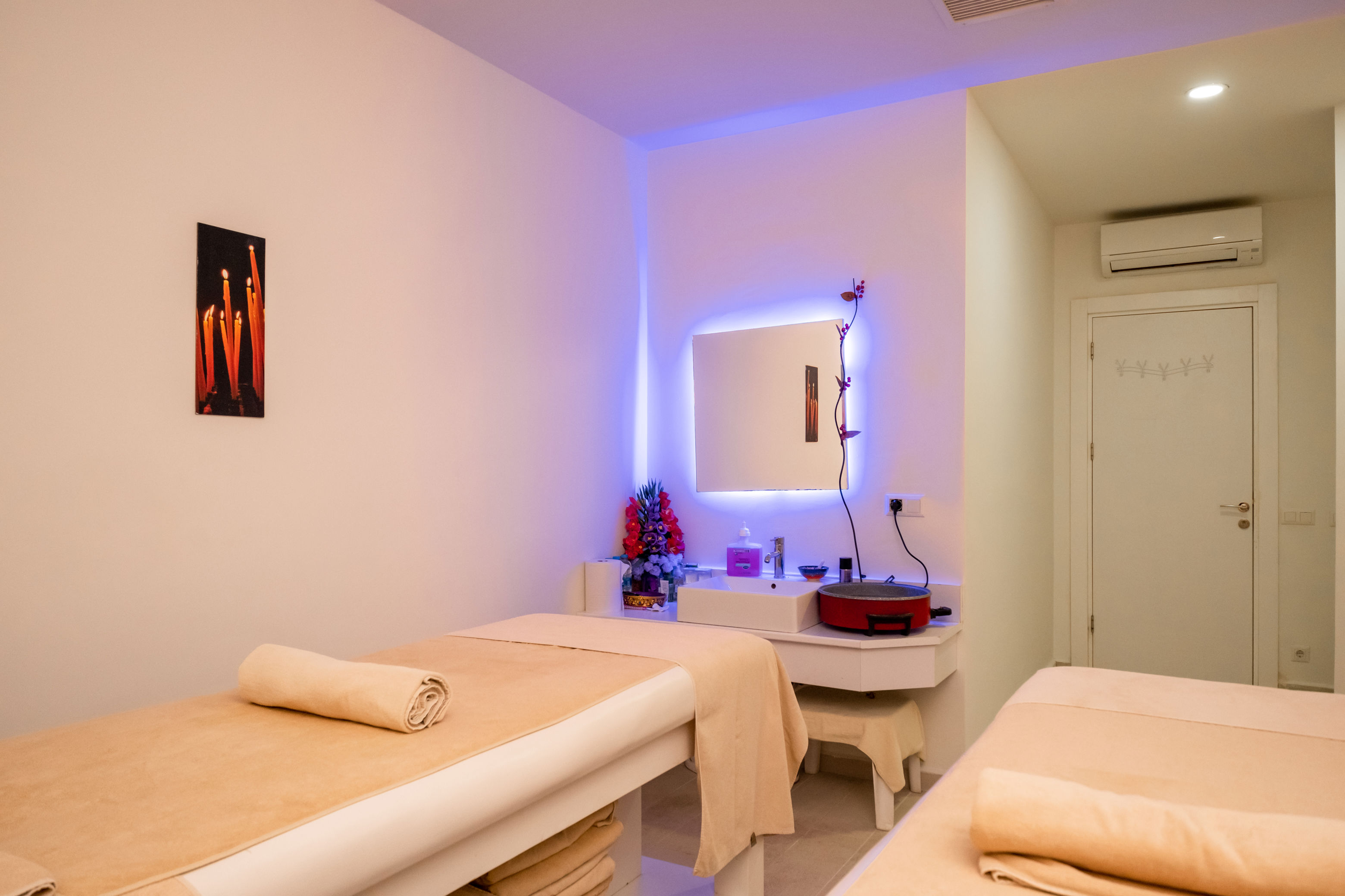 Laguna Beach Alya Resort