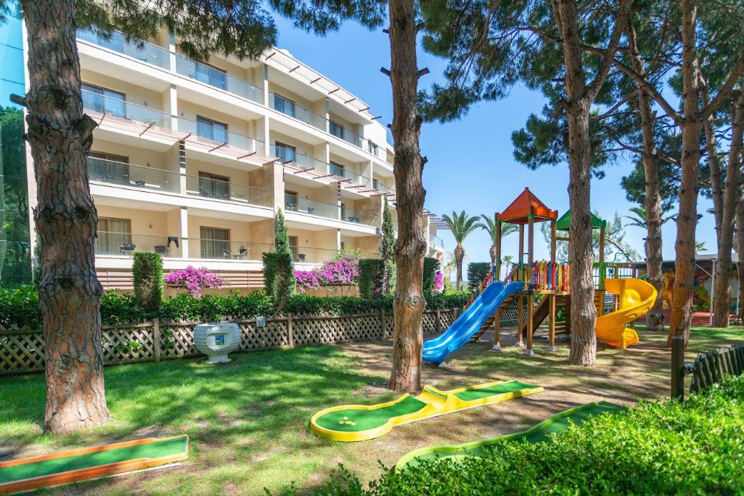 Paloma Pasha Resort