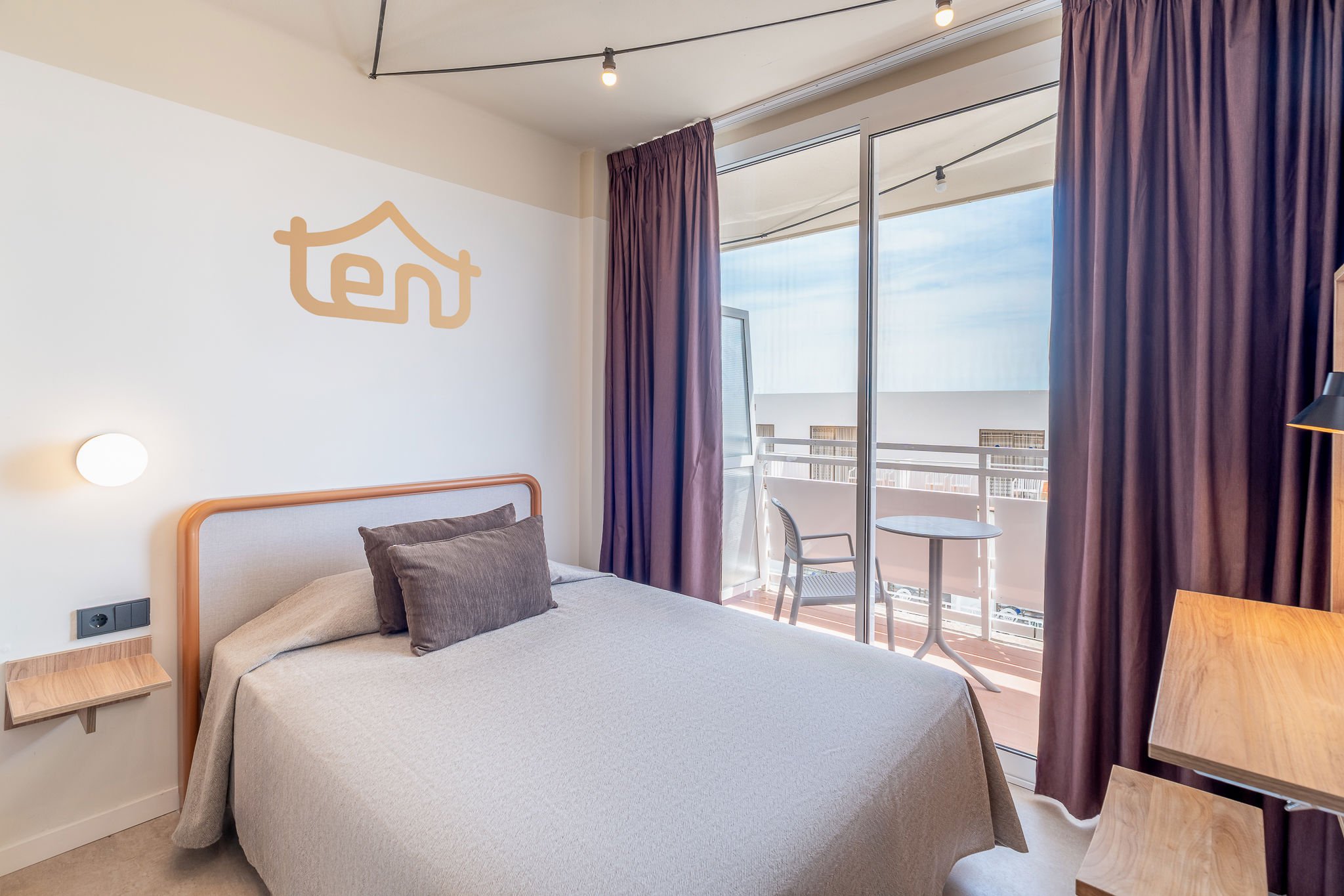 Tent Arenal