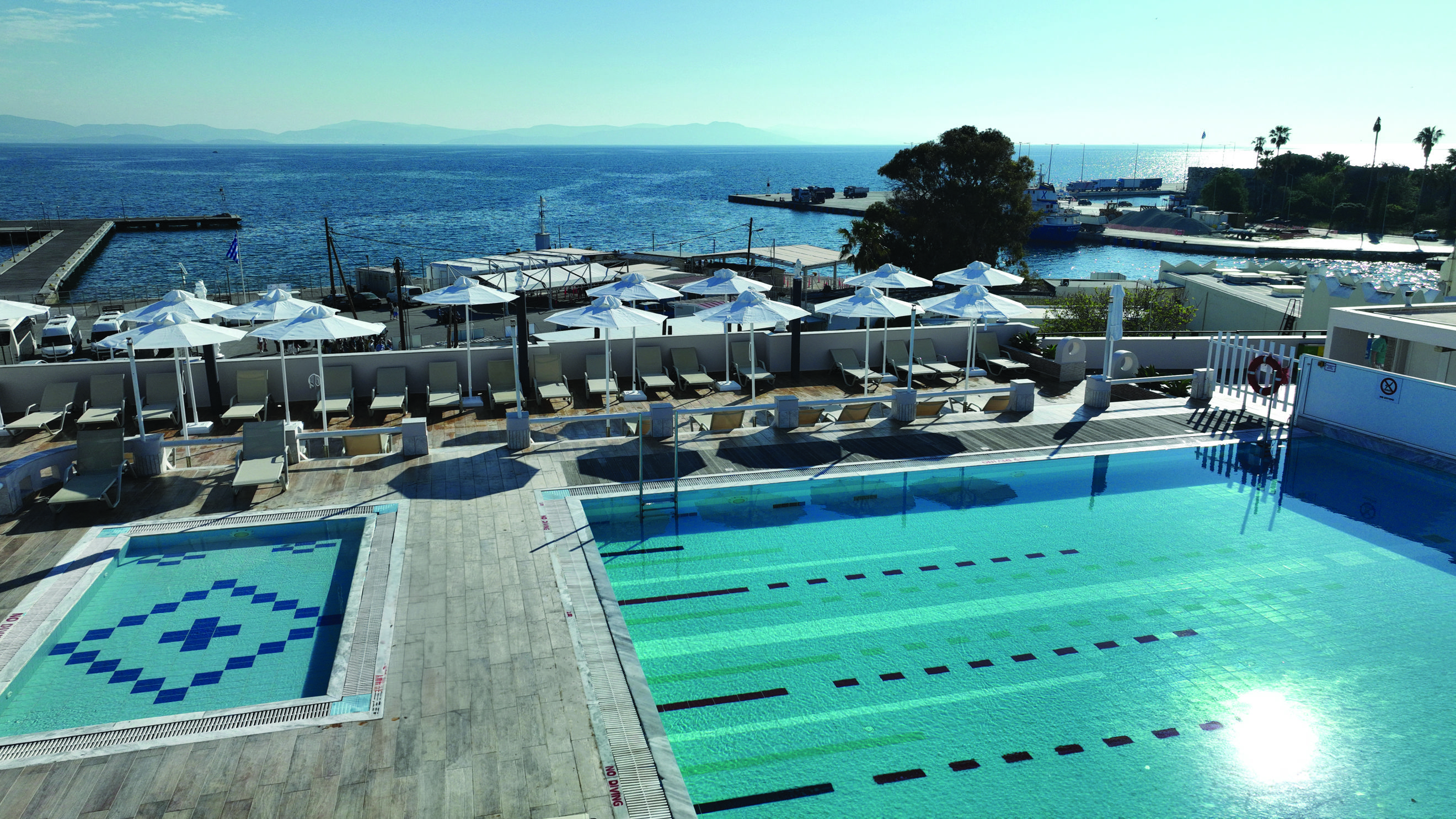 Kosta Palace Hotel
