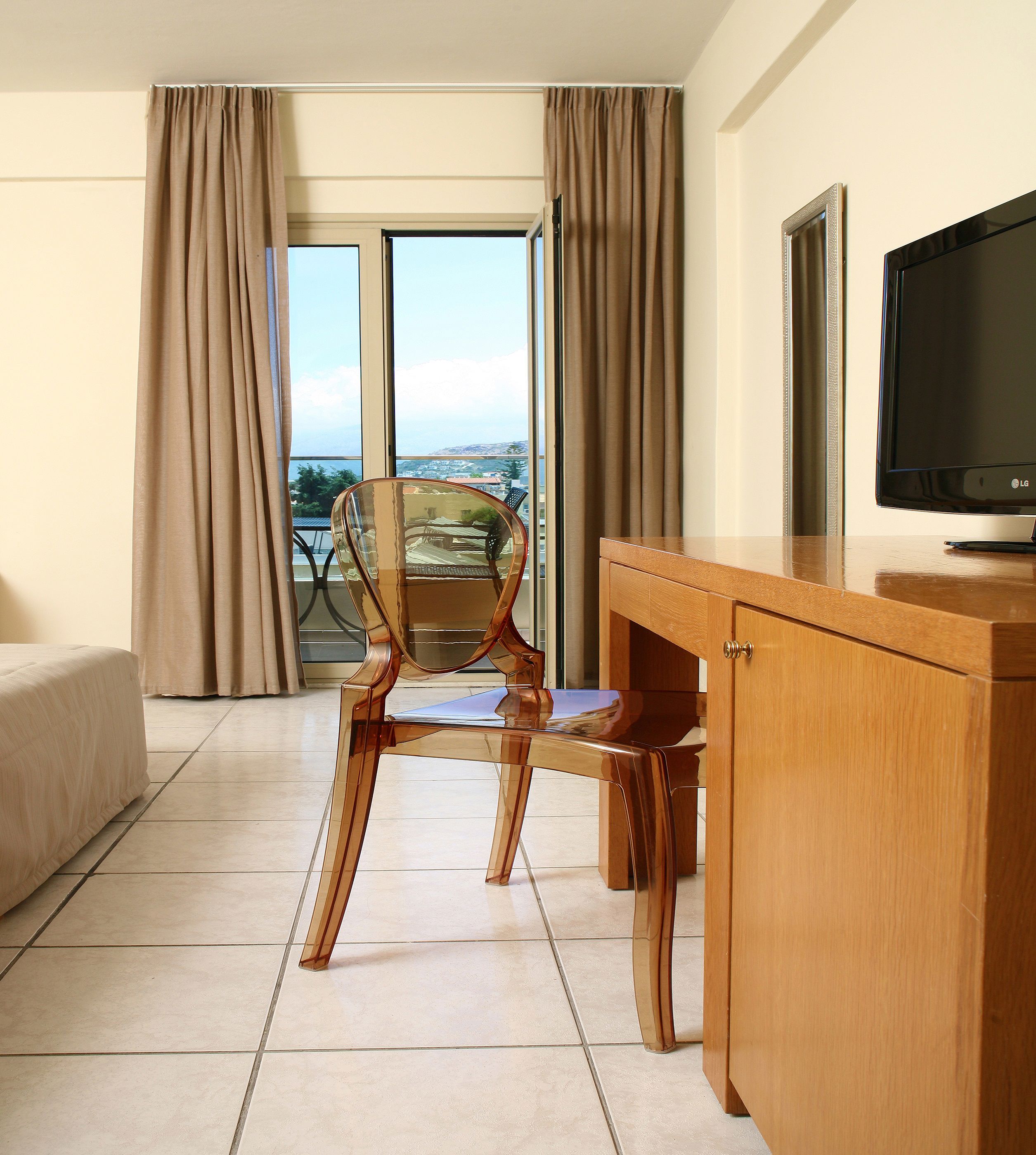 Golden Beach Hotel