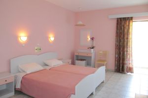 Frosini Hotel