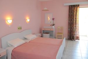Frosini Hotel
