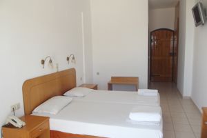 Adonis Hotel