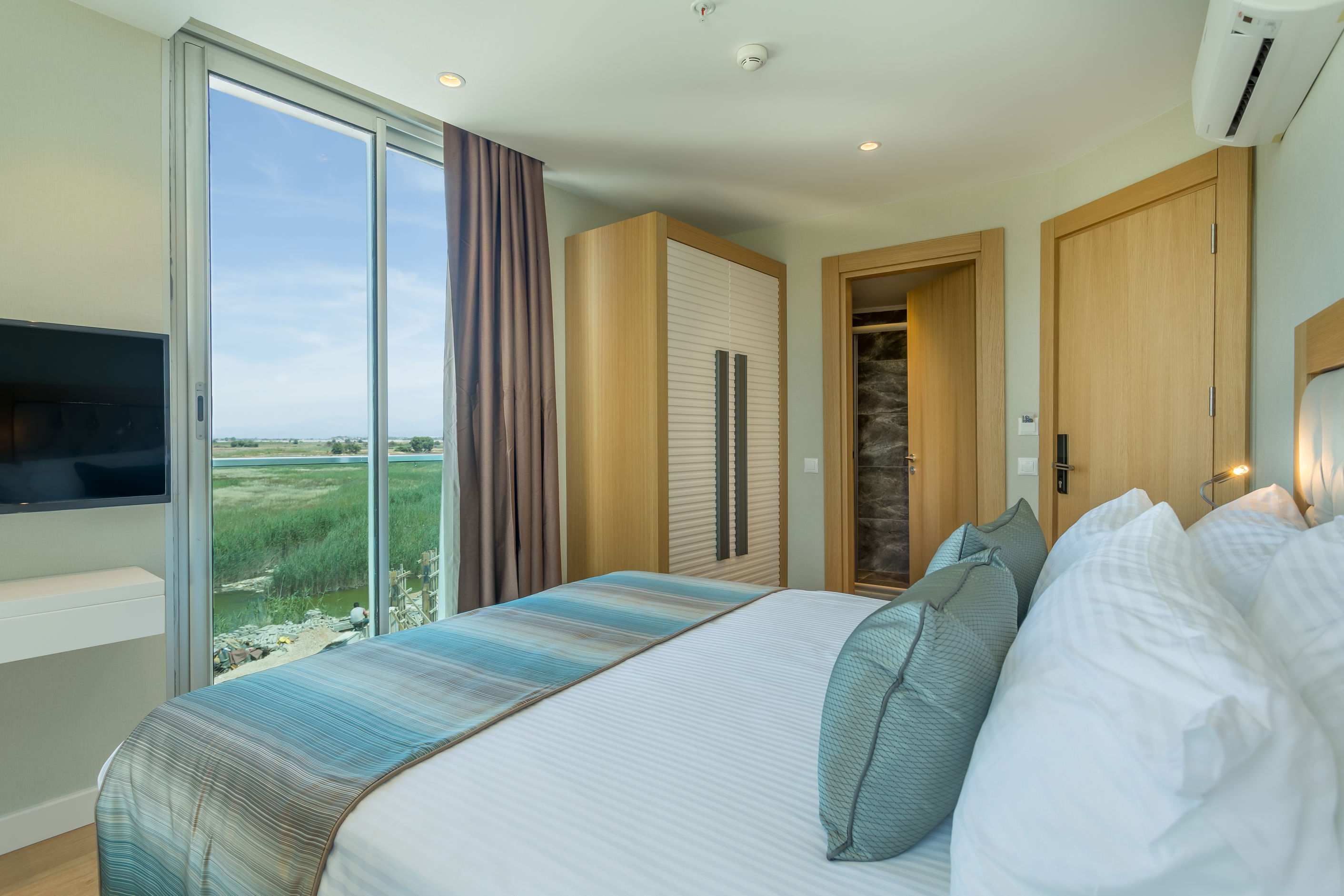 Aska River Suites