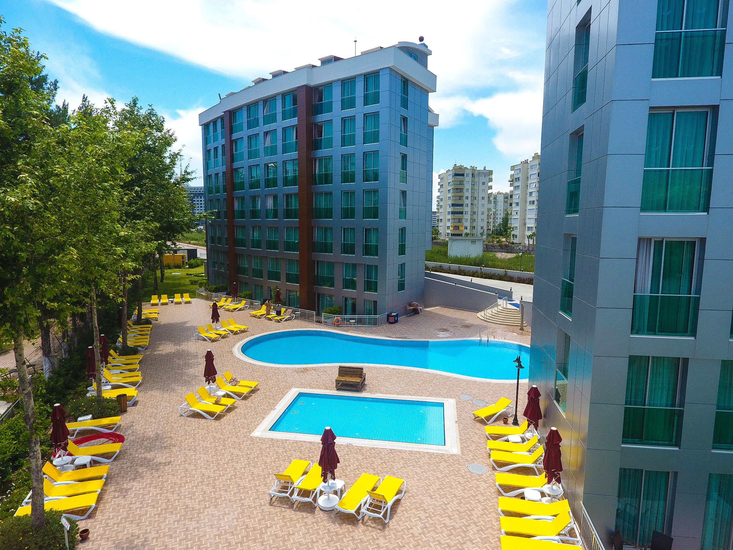 Aska River Suites