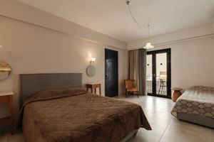 Nami Hotel & Suites
