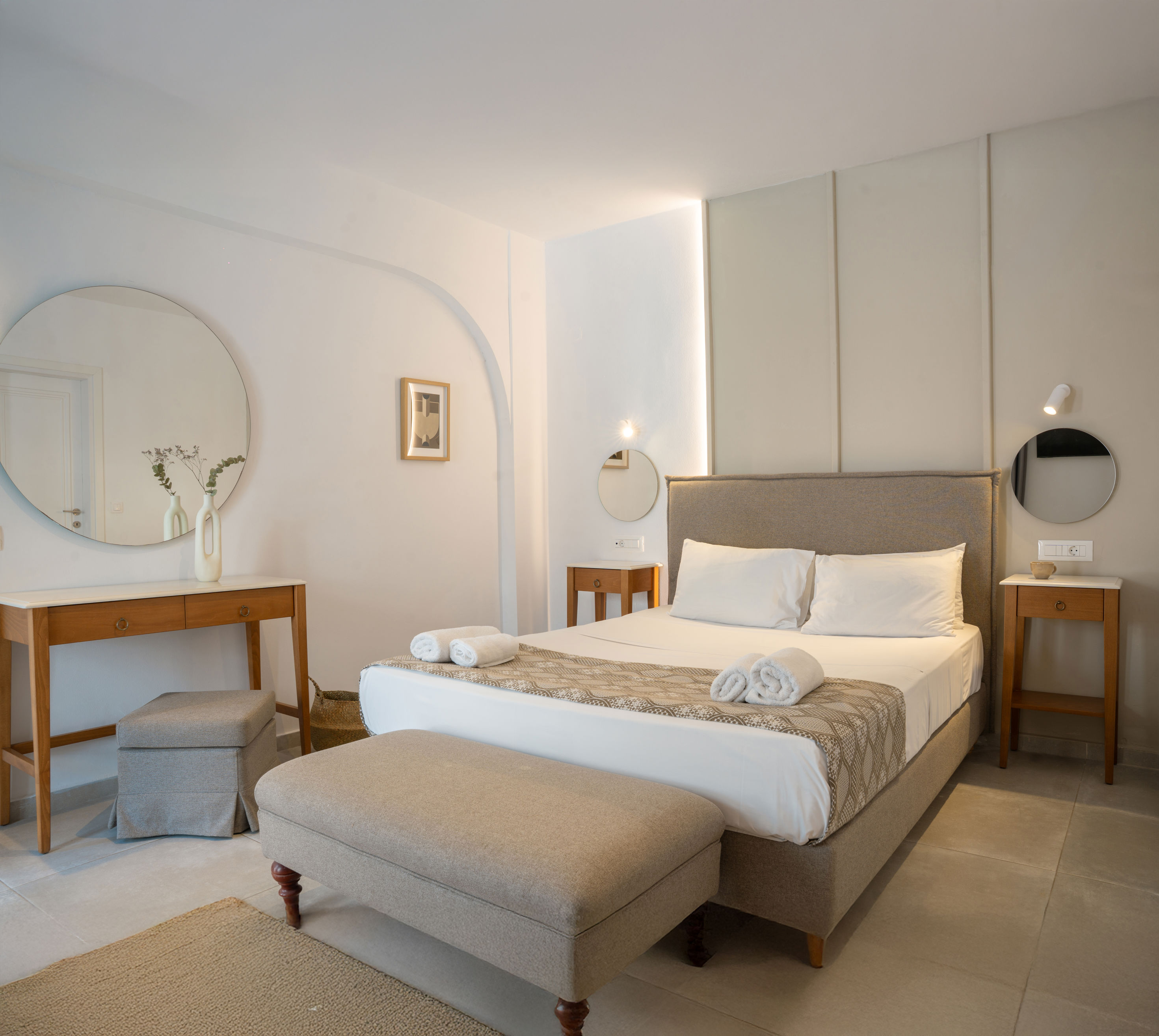 Nami Hotel & Suites