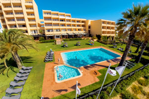 Fly & Go Dom Pedro Meia Praia