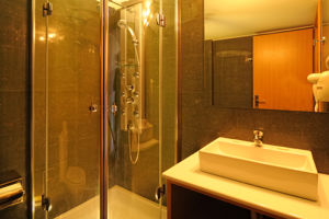 Oasis Beach Hotel