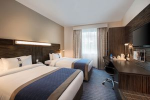 Holiday Inn Safa Park