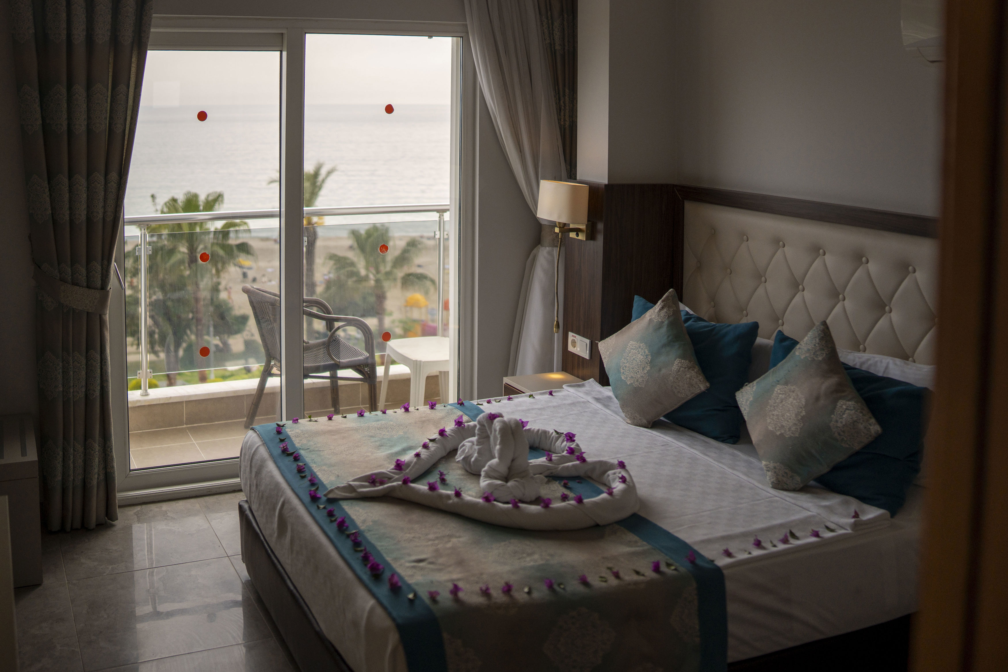 Cleopatra Golden Beach