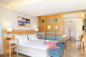 Woonvoorbeeld familiekamer superior tuinzicht