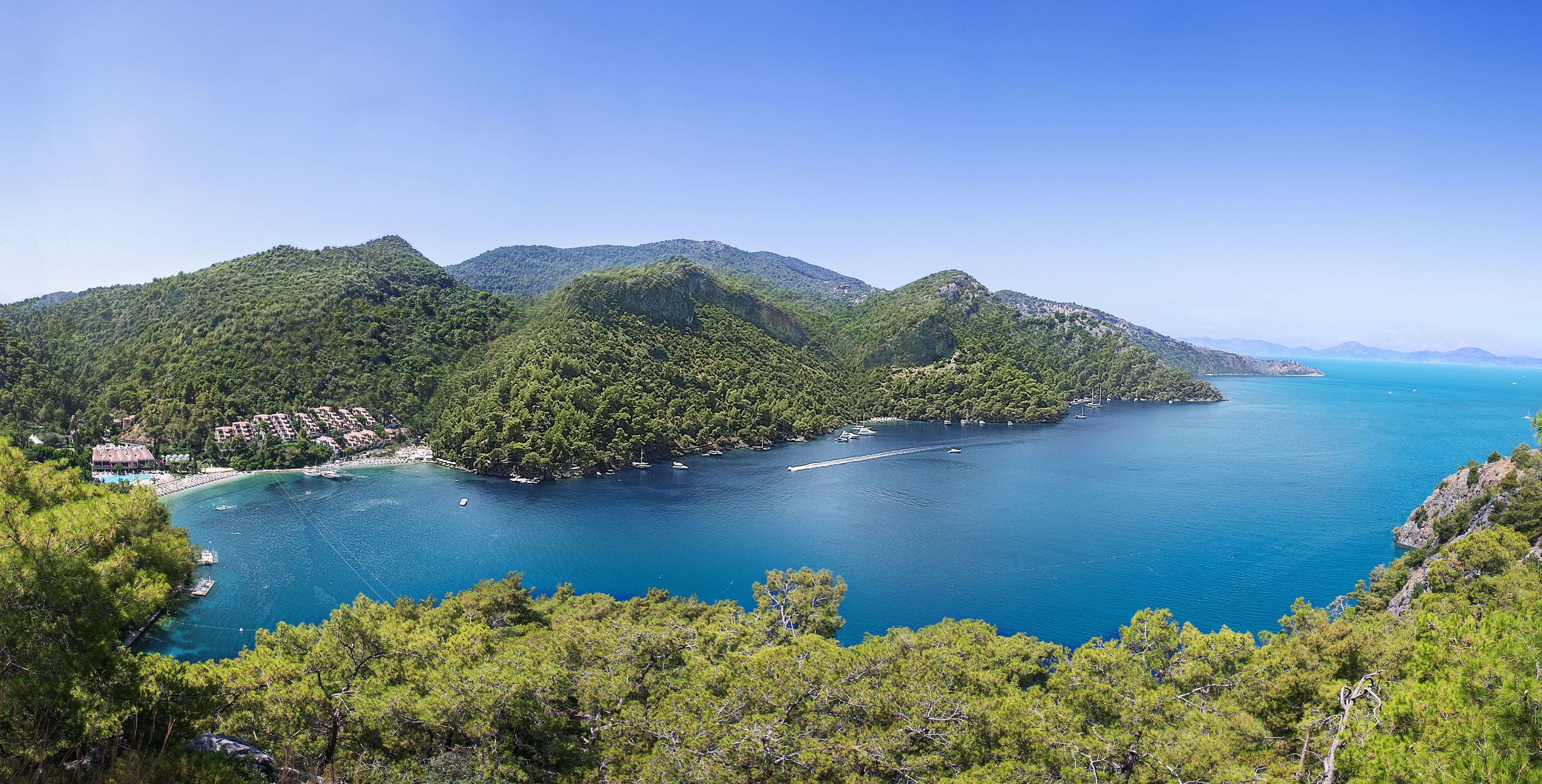 Hillside Beach Club