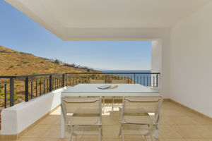 Fly & Go Olée Nerja Holiday Rentals by Fuerte Group