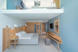 Woonvoorbeeld familie maisonnette met privé zwembad