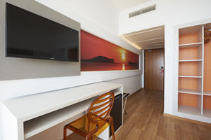 Abrat Hotel