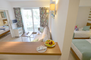 Woonvoorbeeld familiekamer suite