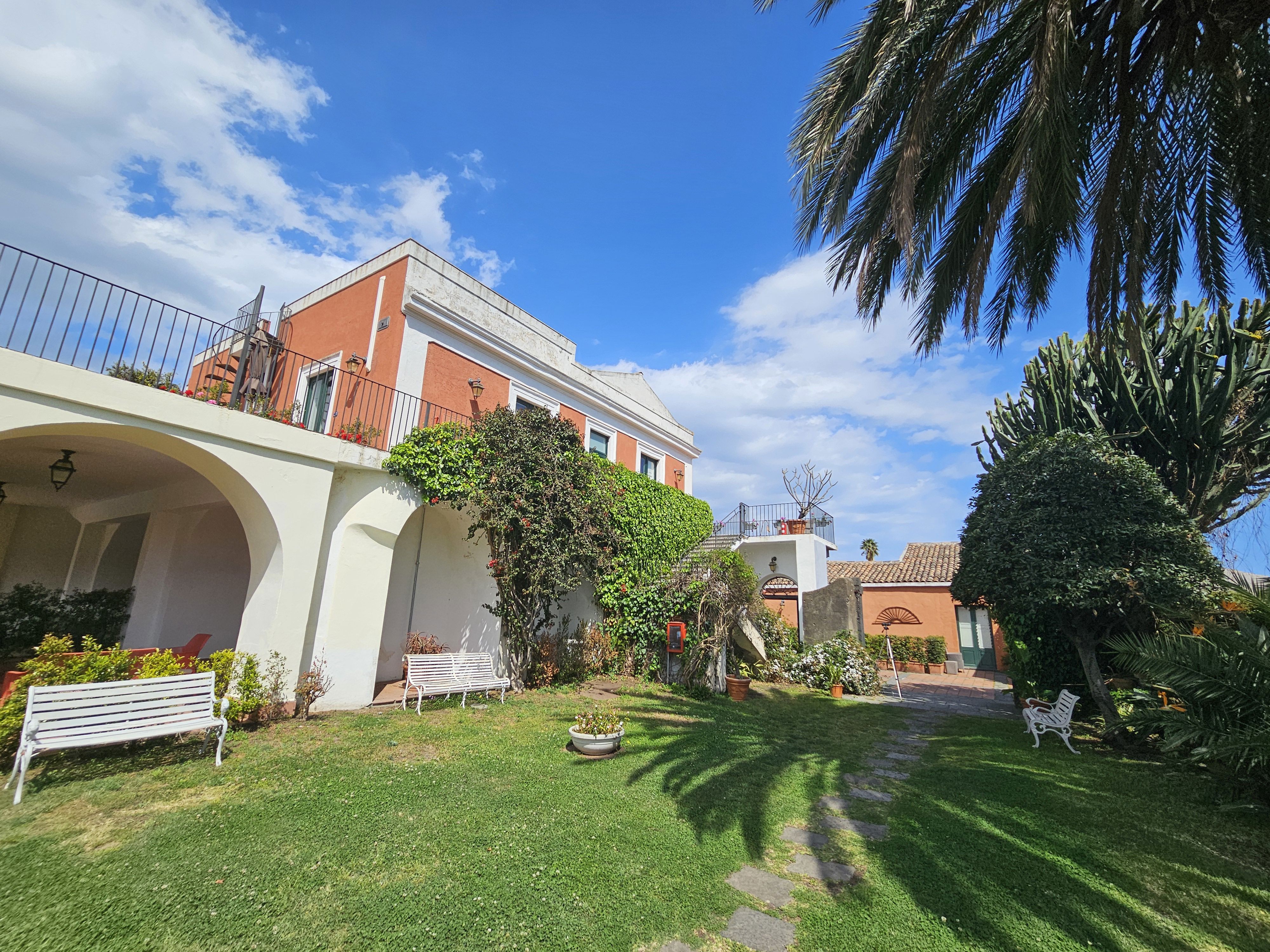 Fly & Go Etna Hotel