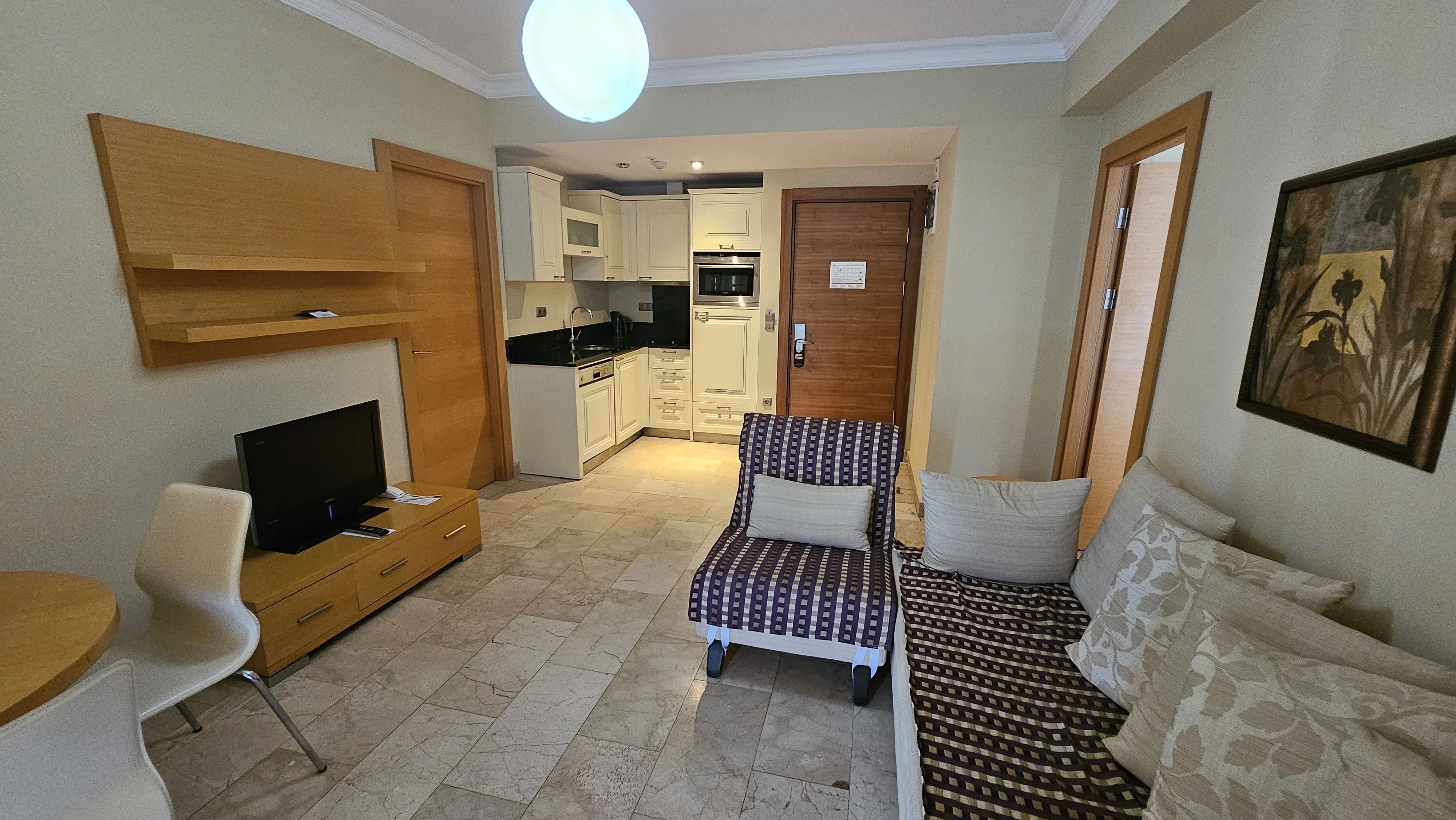 Gold City Hotel
