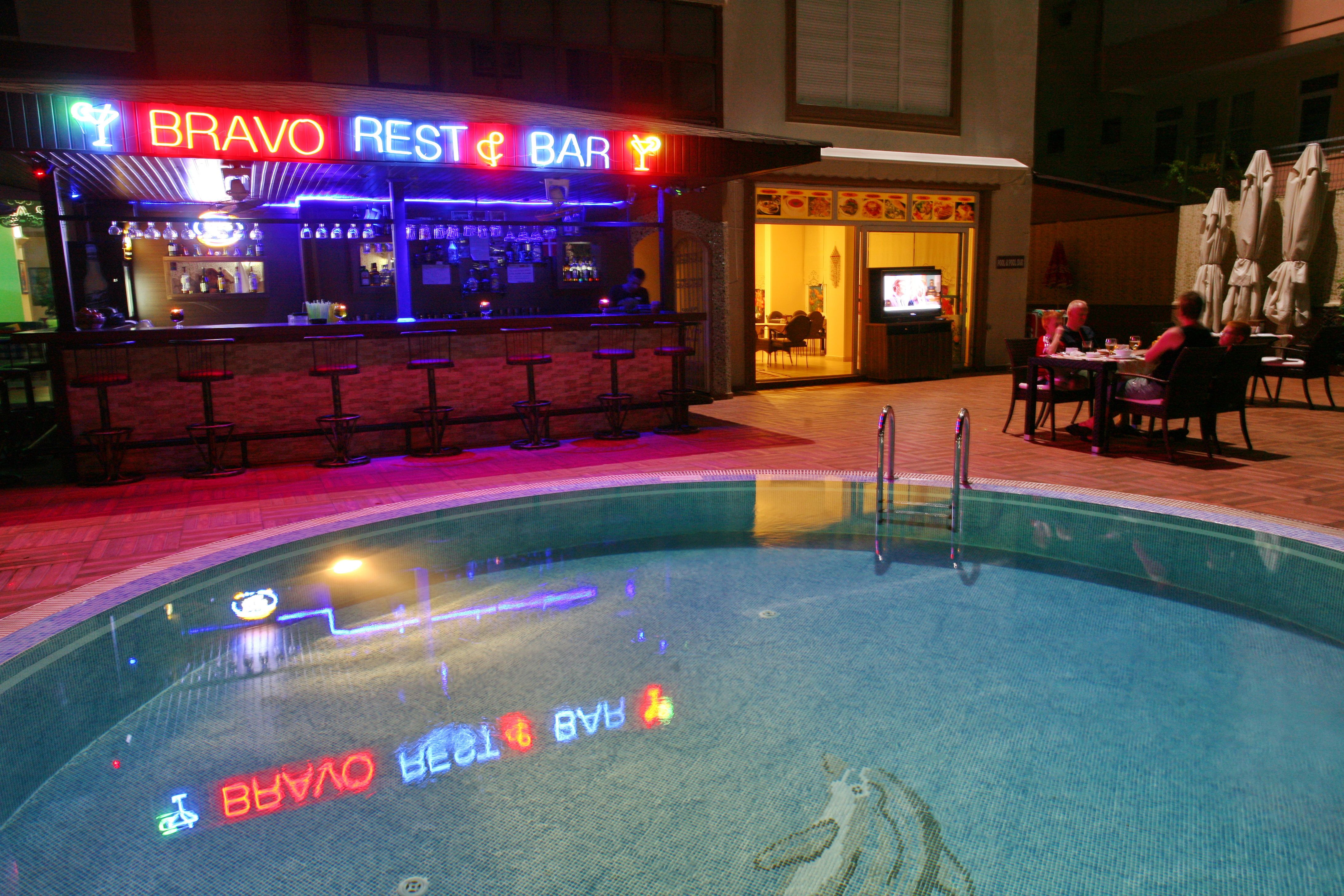 Bella Bravo Aparthotel