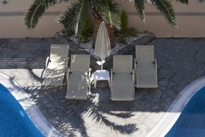 Axos Hotel