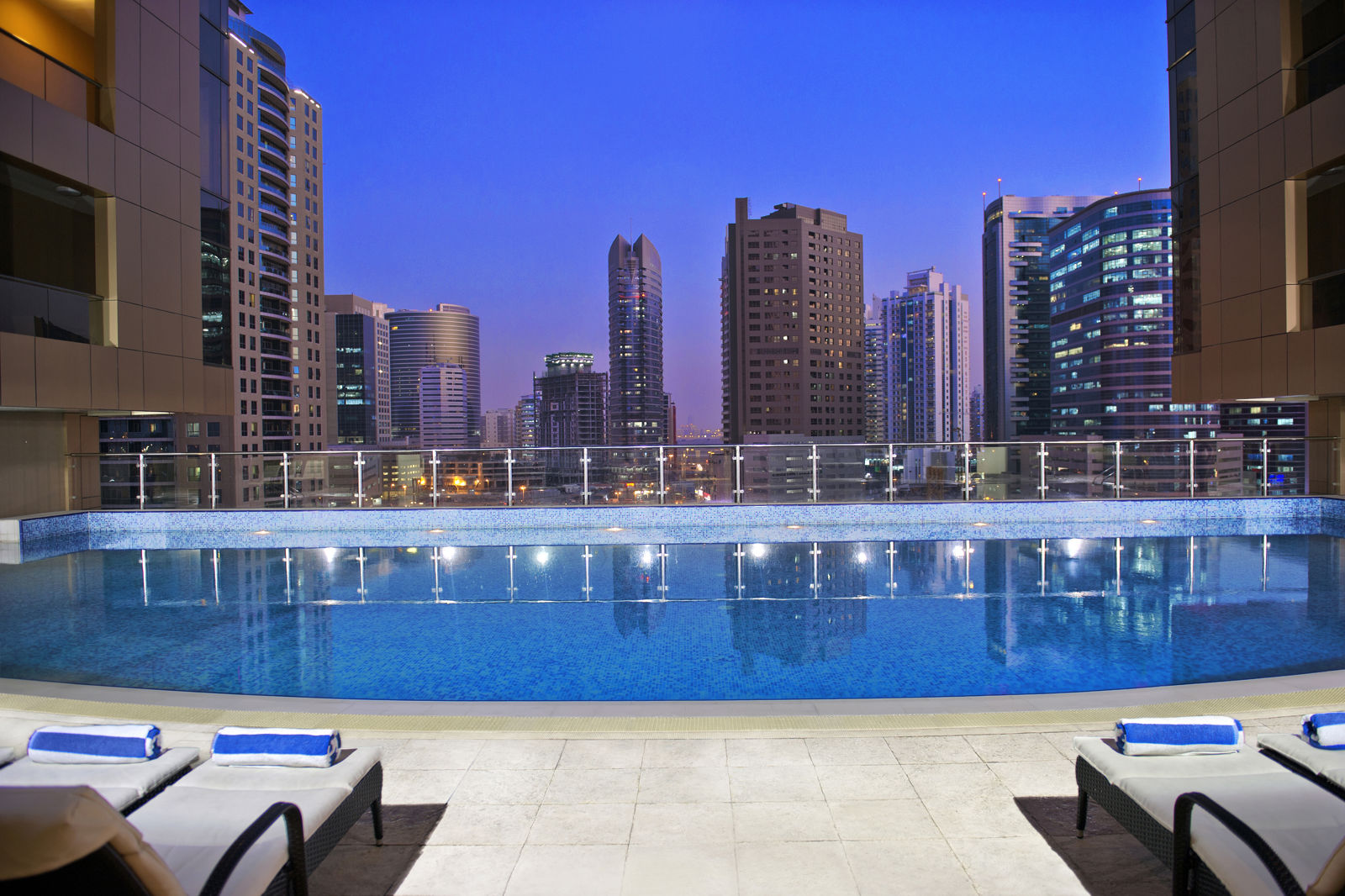 Mercure Dubai Barsha Heights Hotel