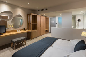 Woonvoorbeeld juniorsuite of juniorsuite met gedeeld zwembad