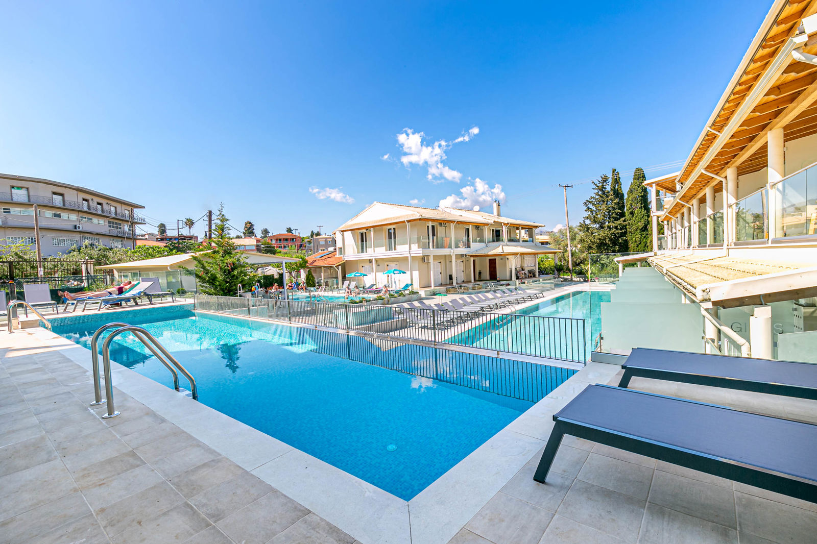 Palapart Gikas - hovedbillede