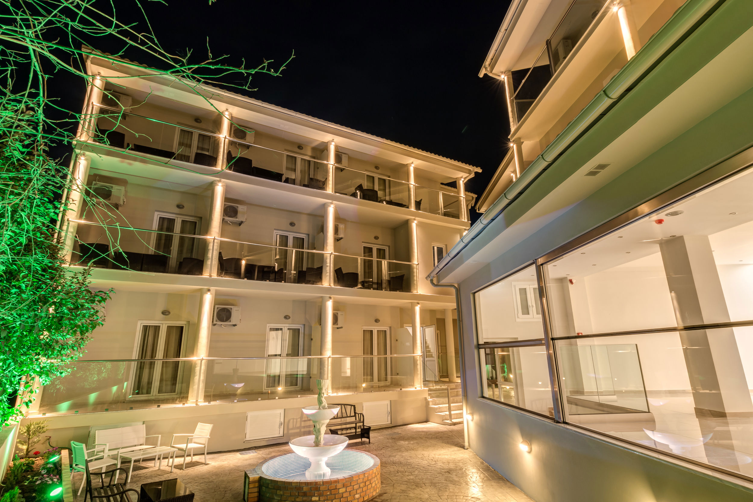 Palotel Luxury Hotel