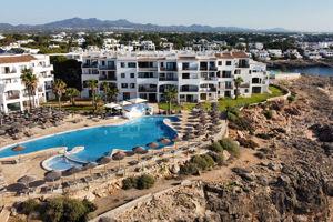 Alua Suites Las Rocas
