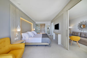 Woonvoorbeeld famlie master suite (zeezicht)