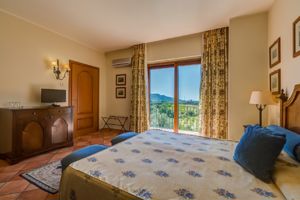 Fly & Go Il Borgo Luxury Country Resort