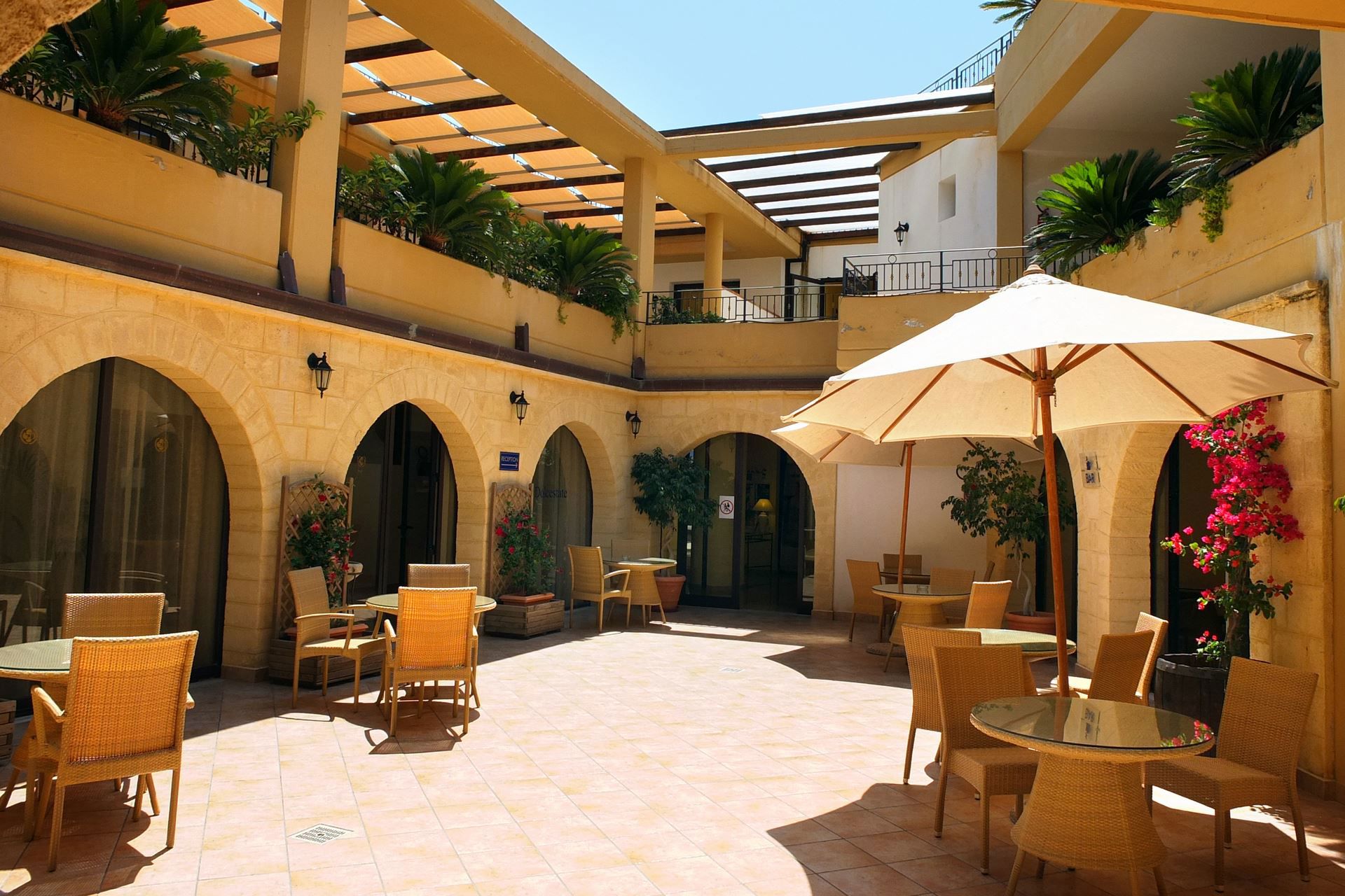 Dolcestate Hotel