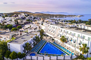 Club Shark Hotel