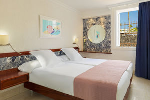 Woonvoorbeeld 2-kamerappartement (zwembadzicht)