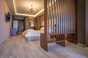 Elegance Luxury Suites