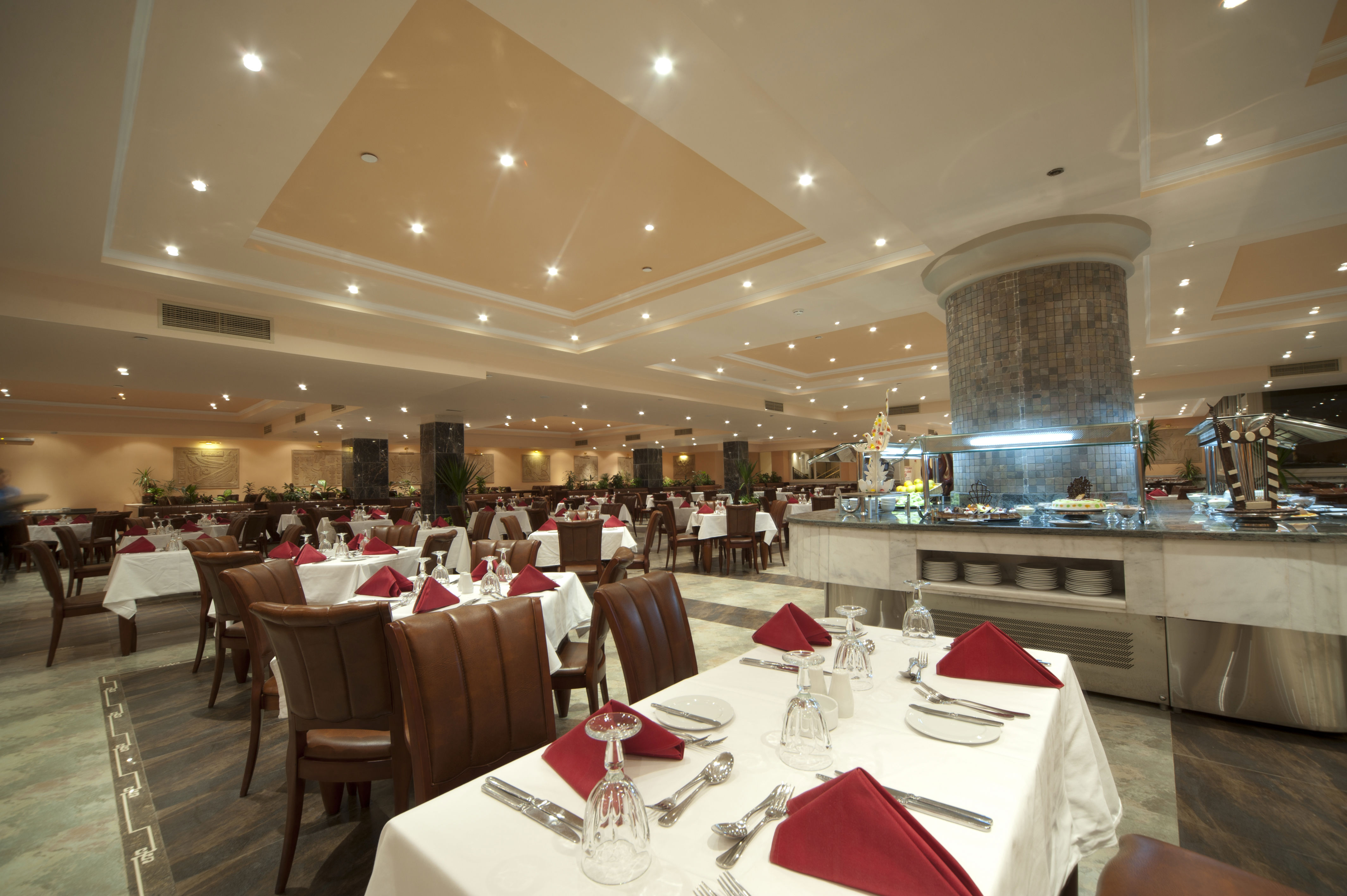 AMC Royal Hotel & Spa